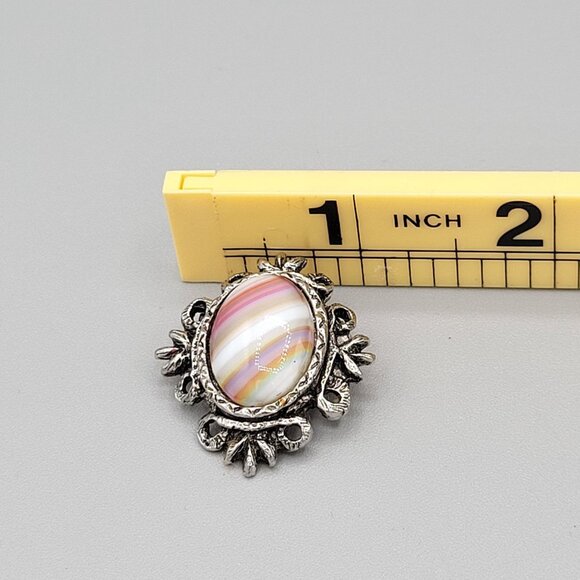 Womens Multi Band Agate Brooch Pin Silver Tone Filigree Work Accent Size 1"x1" - Picture 7 of 7